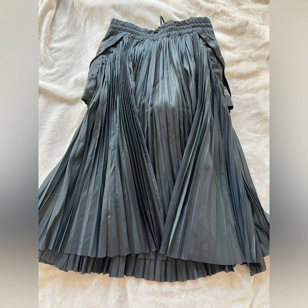 Nike and Sacai skirt - Picture 2 of 11
